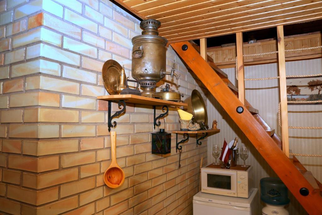 Guest House Sampetera Maja Riga Ruang foto