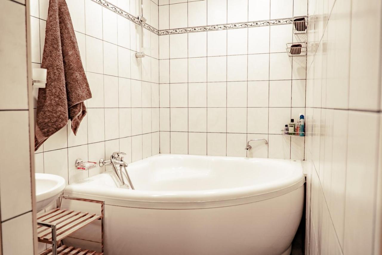 Guest House Sampetera Maja Riga Bagian luar foto